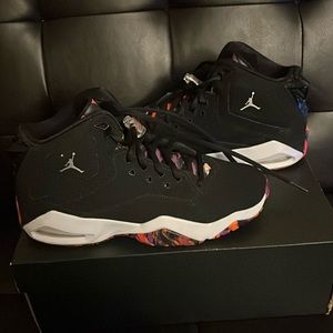 Black Jordans, Excellent condition, Size 6.5